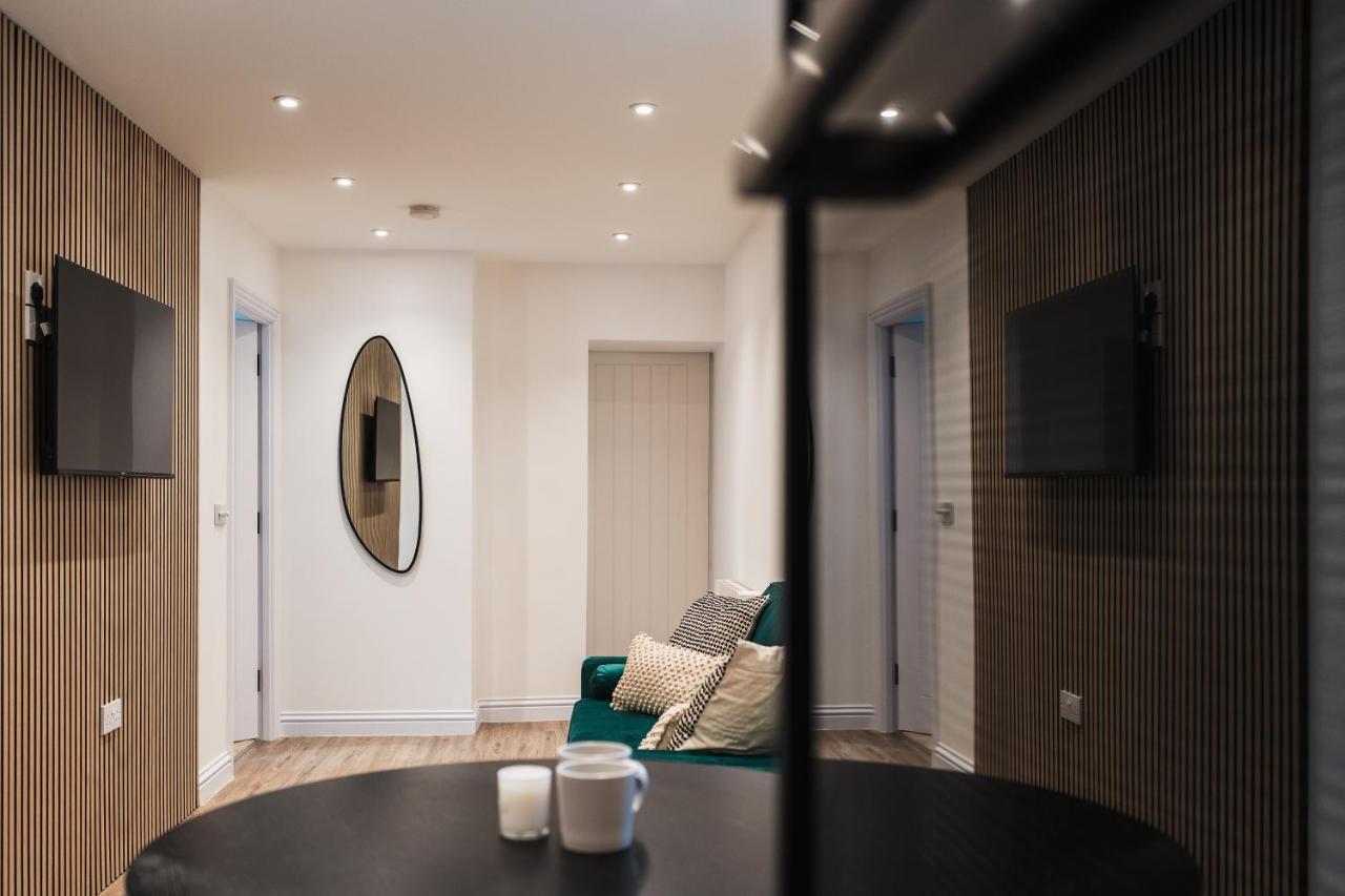 Wych Cottage, Striking 2 Bed, Parking, Ground Floor Flat - Step Free Самъртън Екстериор снимка